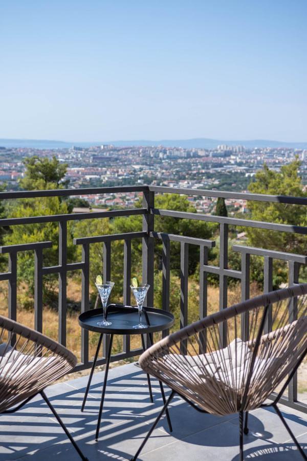 Villa Dorso With Heated Pool Klis Exterior photo