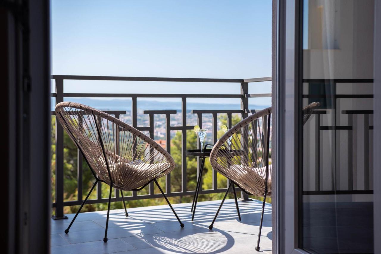Villa Dorso With Heated Pool Klis Exterior photo