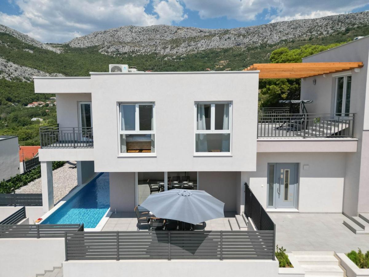 Villa Dorso With Heated Pool Klis Exterior photo